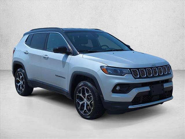 Used 2024 Jeep Compass Limited AWD/4WD image 3