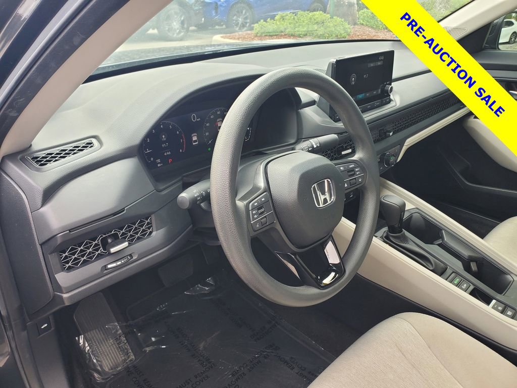 Used 2025 Honda Accord SE image 14