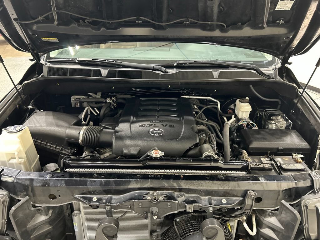 Used 2021 Toyota Sequoia Platinum AWD/4WD image 33