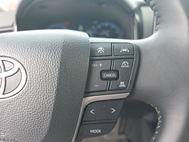 Certified 2025 Toyota Camry XLE w/ Premium Package AWD/4WD image 18