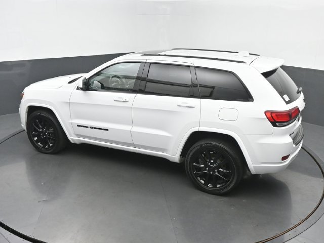 Used 2019 Jeep Grand Cherokee Altitude AWD/4WD image 42