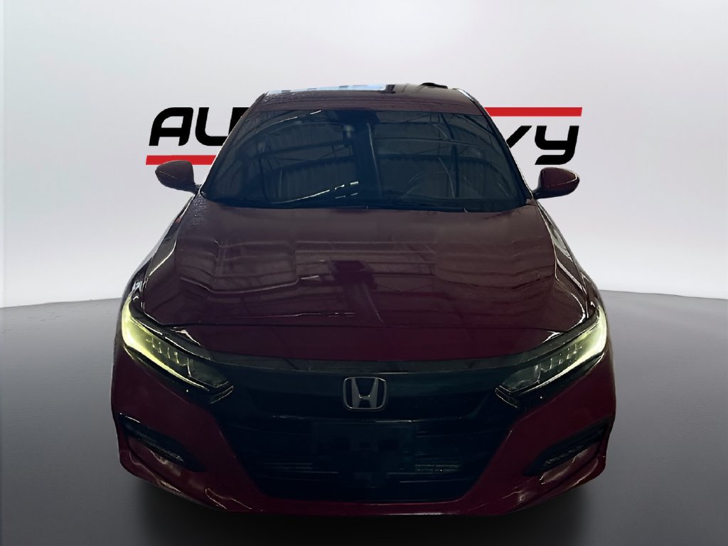 Used 2019 Honda Accord Sport image 2