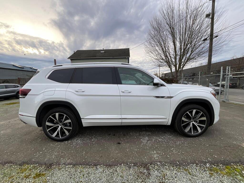 New 2026 Volkswagen Atlas SEL Premium R-Line image 9