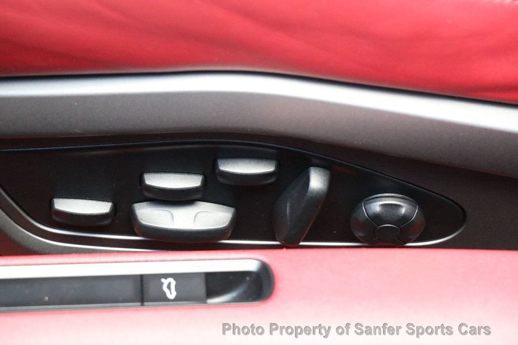 Used 2022 Porsche 911 Carrera 4S AWD/4WD image 23