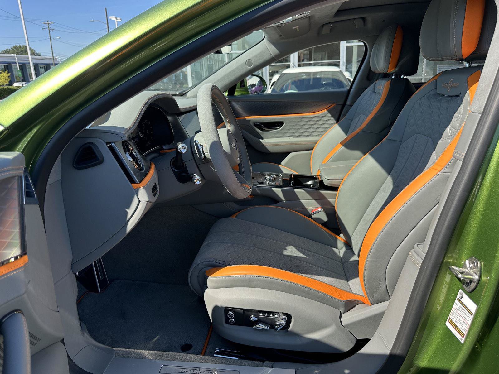 New 2025 Bentley Flying Spur Plug-In Hybrid AWD/4WD image 9