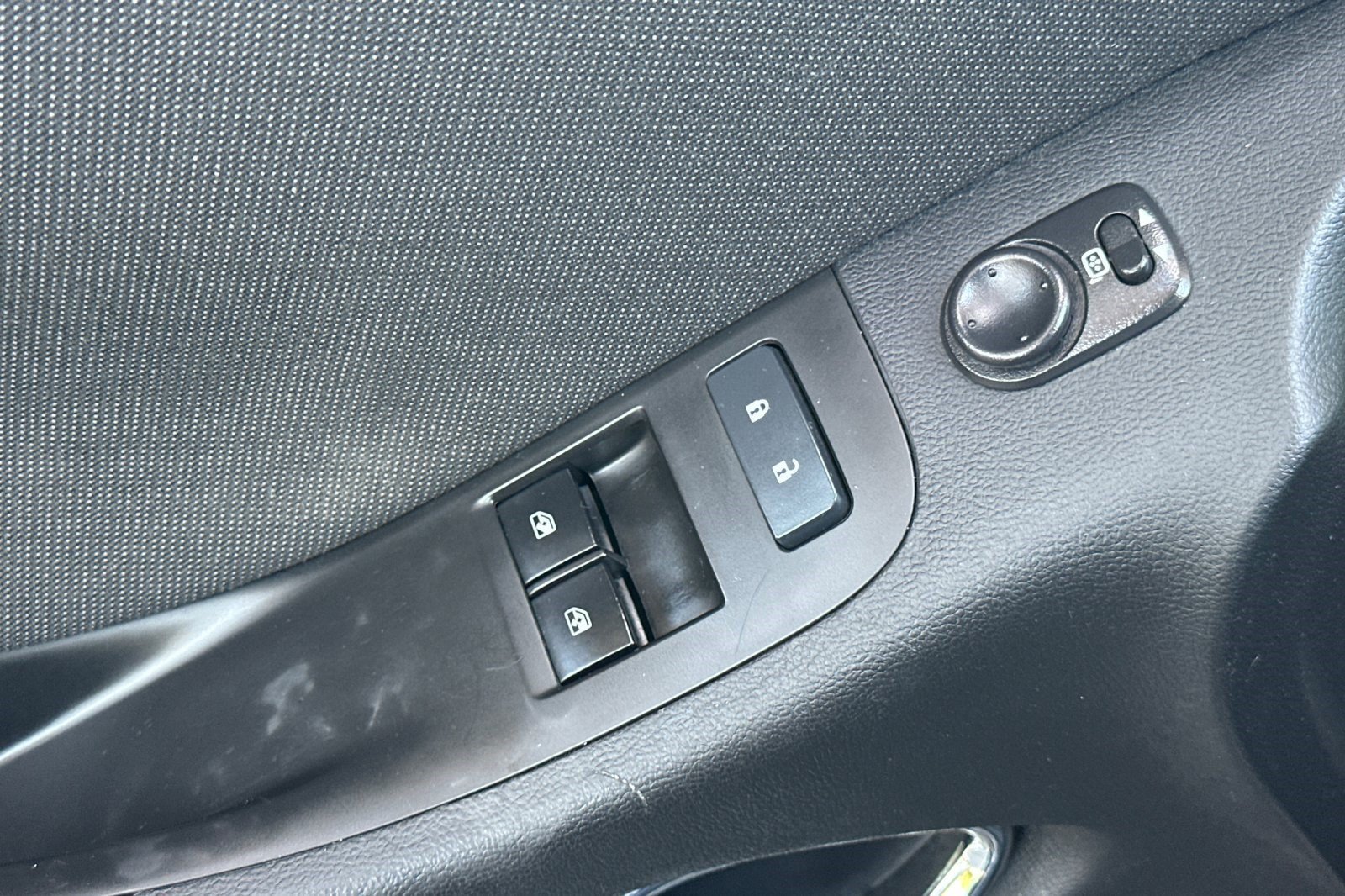 Used 2015 Chevrolet Camaro SS w/ RS Package RWD image 13