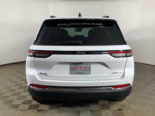 Used 2023 Jeep Grand Cherokee Limited image 8