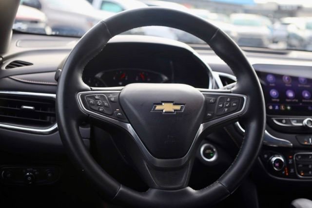 Used 2023 Chevrolet Equinox Premier image 11