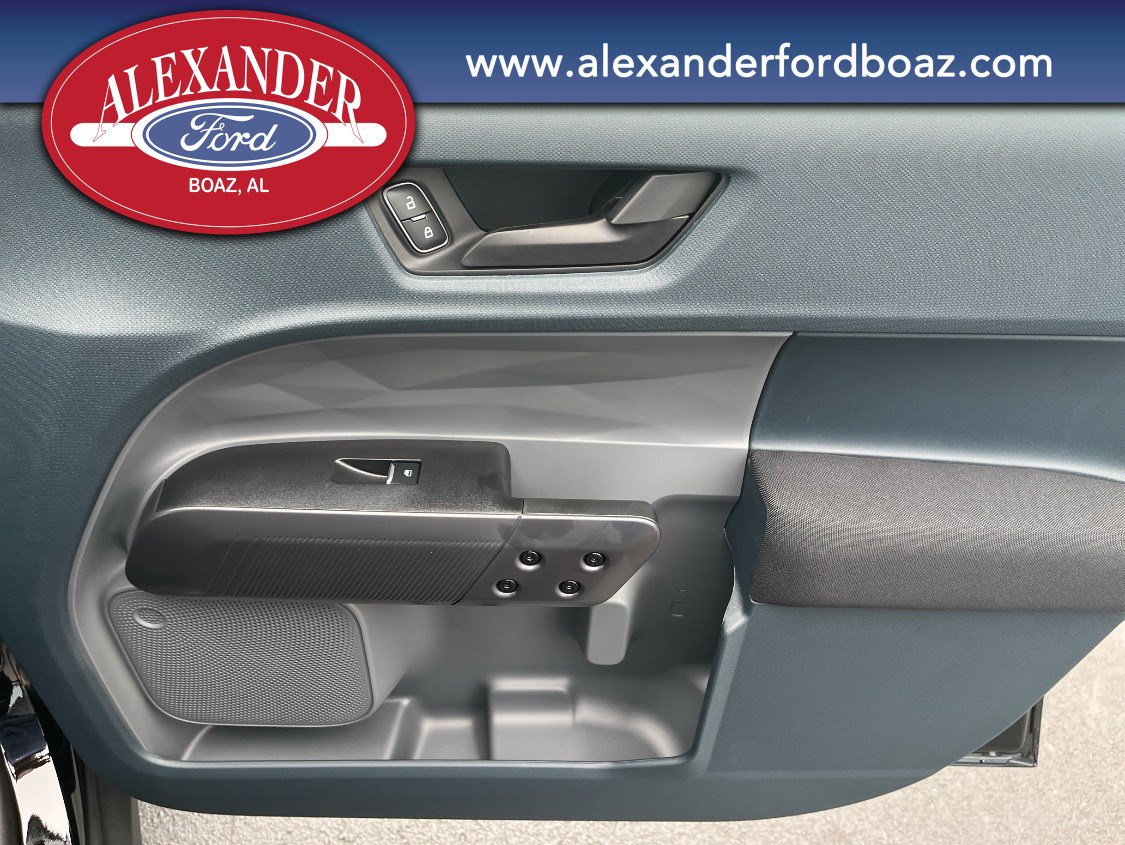 New 2025 Ford Maverick XL image 15