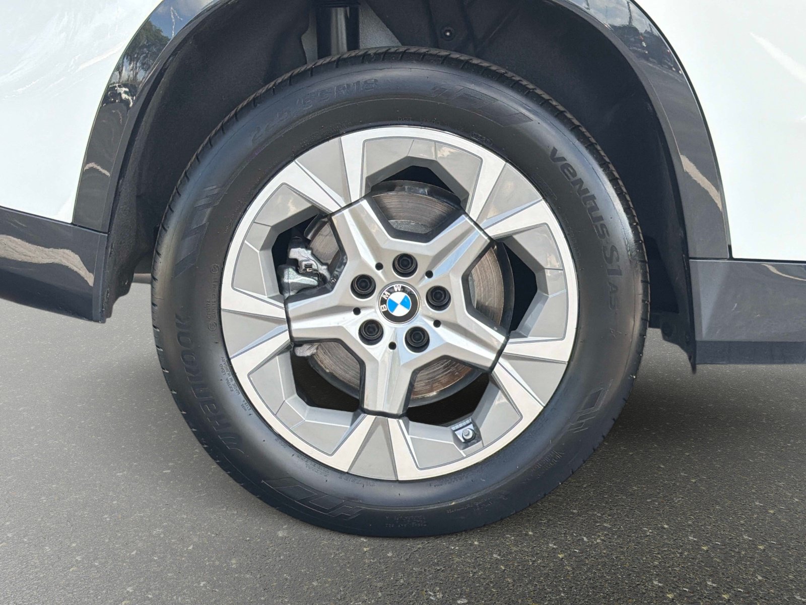 Used 2026 BMW X1 xDrive28i AWD/4WD image 18