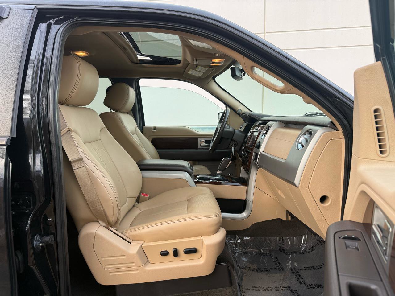 Used 2012 Ford F150 Lariat w/ Lariat Chrome Pkg image 20