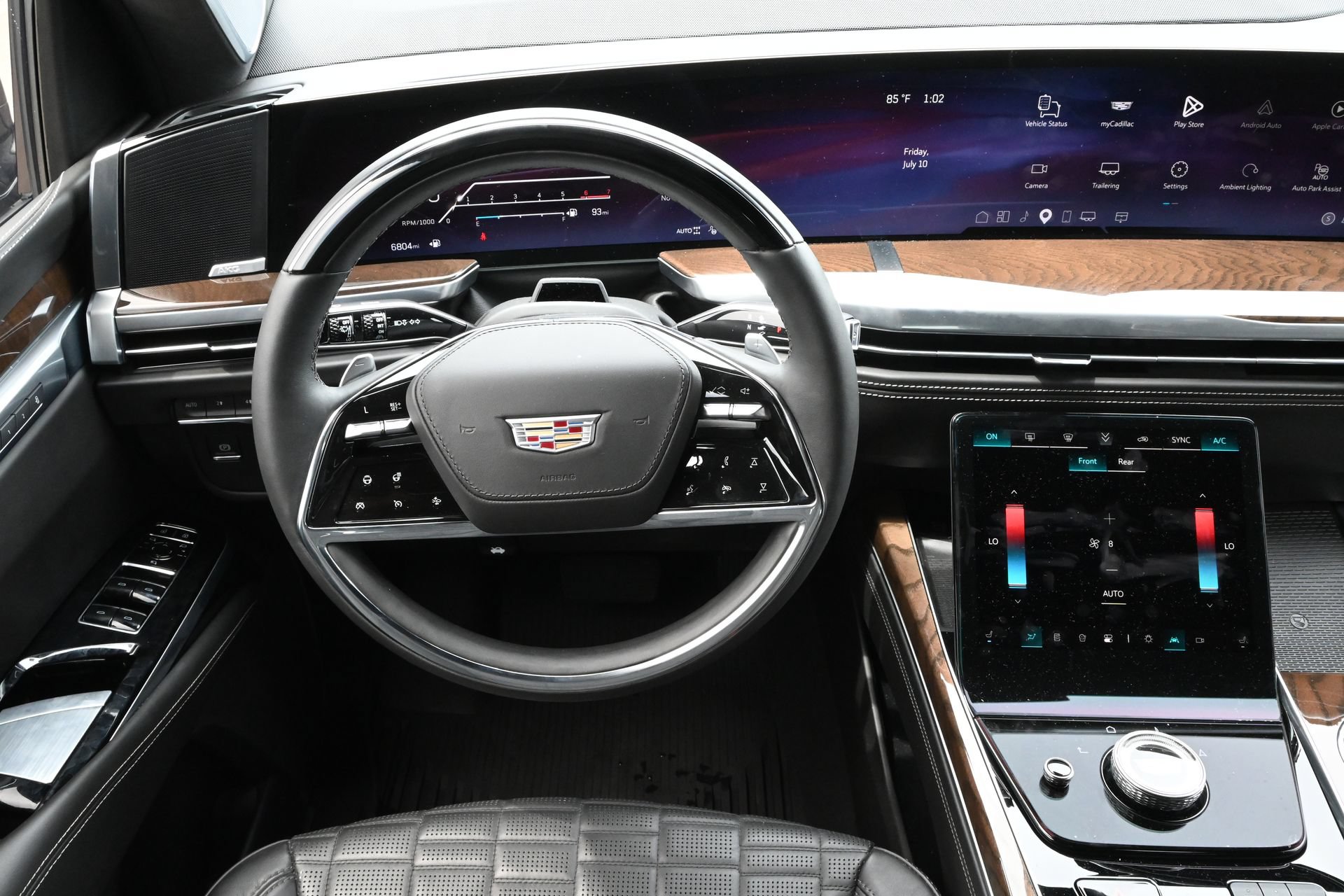 Certified 2026 Cadillac Escalade ESV Platinum Sport w/ LPO, ONYX Package AWD/4WD image 10