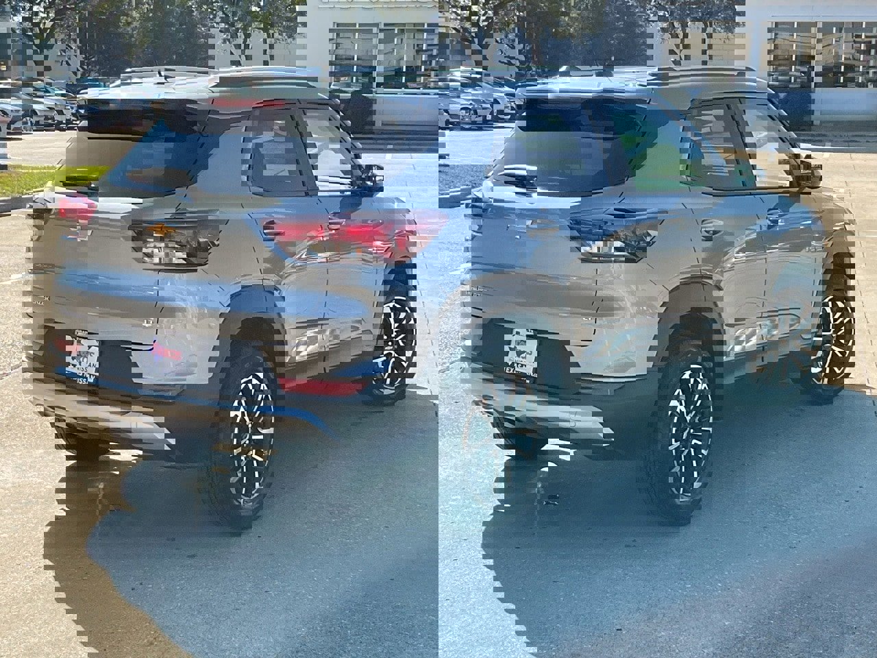 Used 2025 Chevrolet TrailBlazer LT image 5