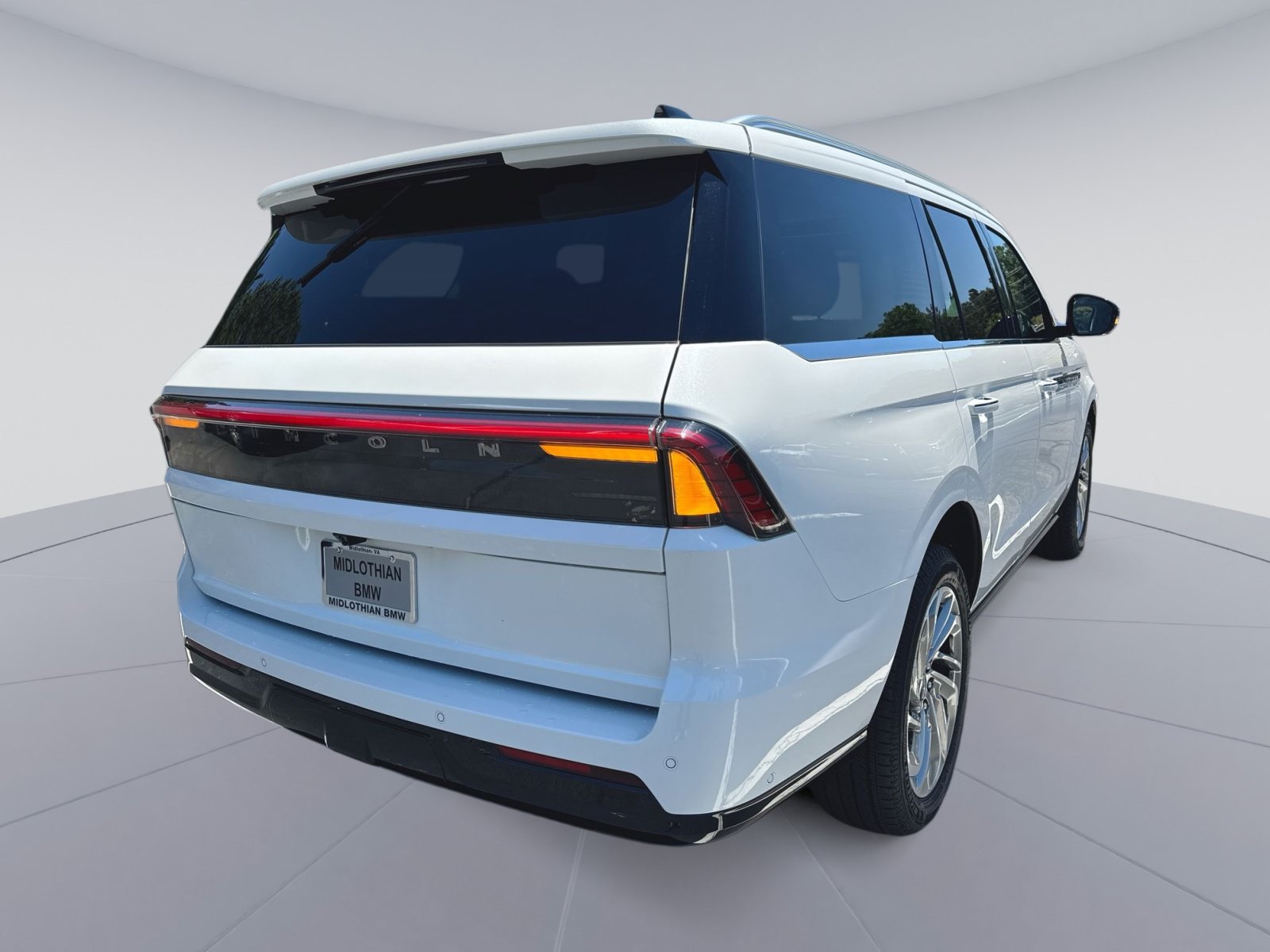Used 2025 Lincoln Navigator Reserve AWD/4WD image 29