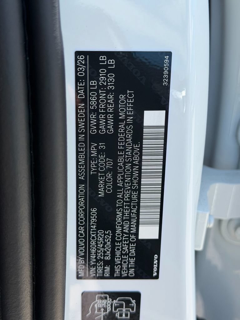 New 2026 Volvo XC60 T8 Plus w/ Protection Package Premier AWD/4WD image 32