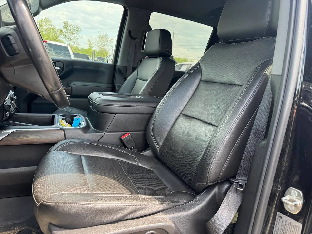 Used 2020 GMC Sierra 2500 SLT w/ SLT Premium Plus Package AWD/4WD image 11