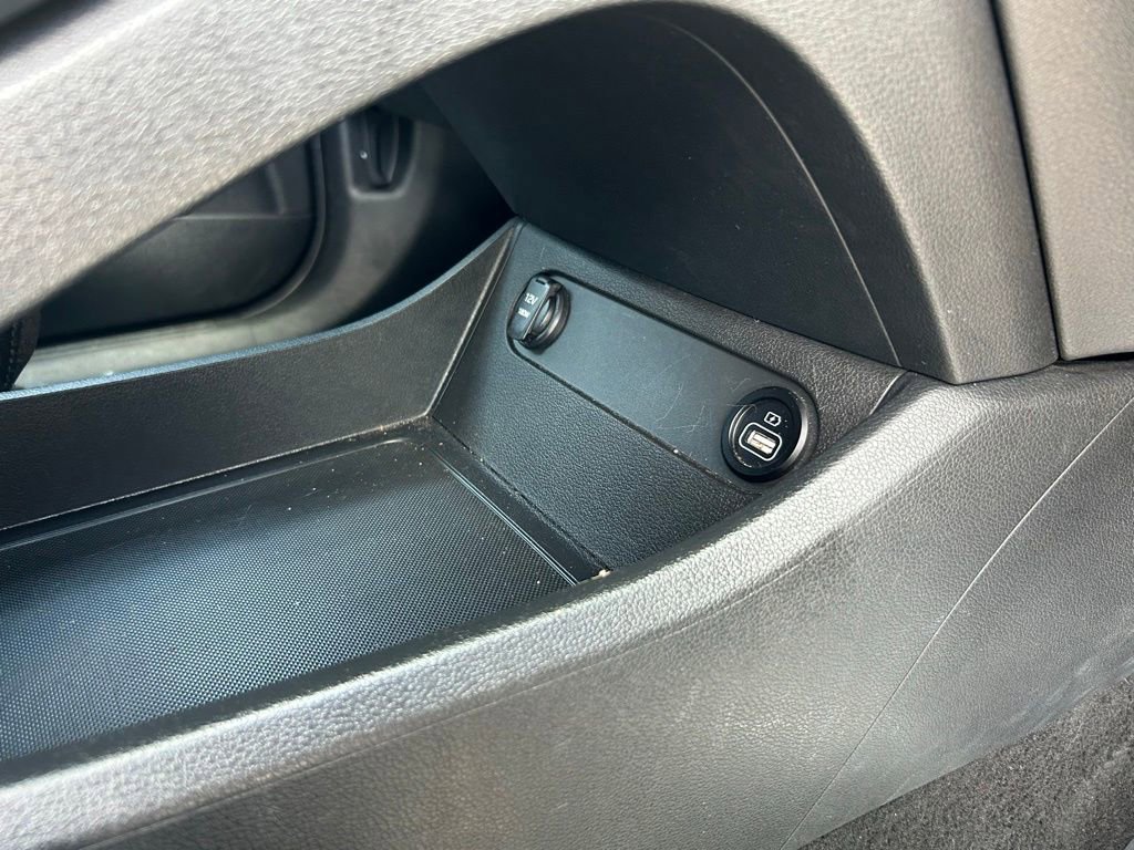 Used 2023 Hyundai Santa Fe SEL w/ Cargo Package image 38