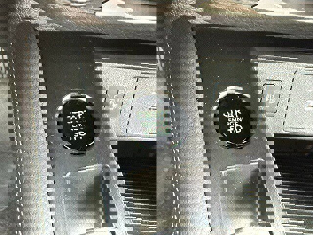 New 2025 Nissan Kicks SV image 27