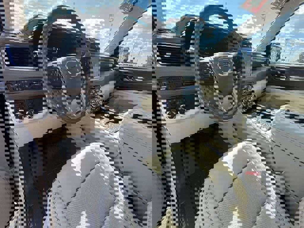 Certified 2023 GMC Yukon XL Denali image 11