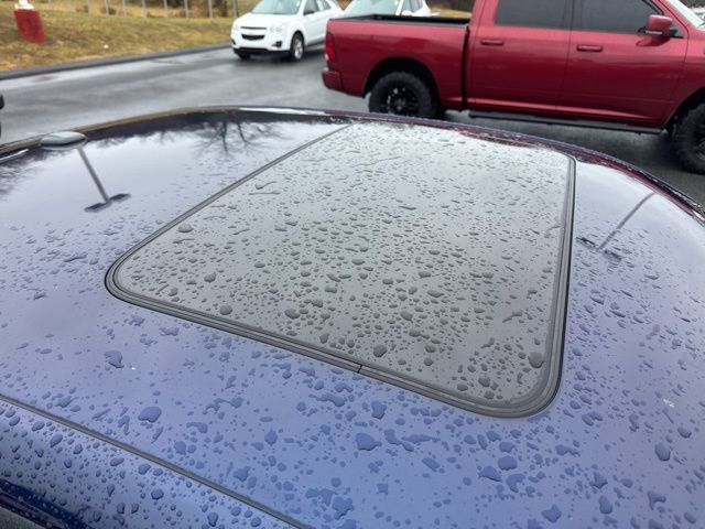 Used 2013 Dodge Charger SXT image 10