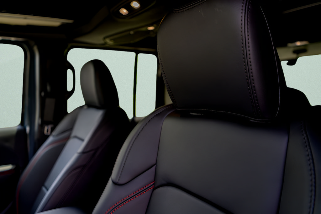 New 2026 Jeep Wrangler Unlimited Rubicon 392 w/ Quick Order Package 27X Moab AWD/4WD image 12