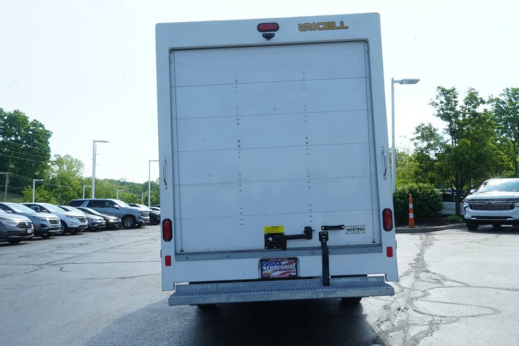 New 2026 Chevrolet Express 3500 w/ Power Convenience Package RWD image 9