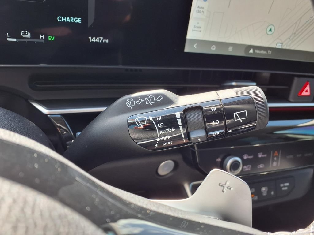 Certified 2026 Kia Carnival SX Prestige FWD image 24