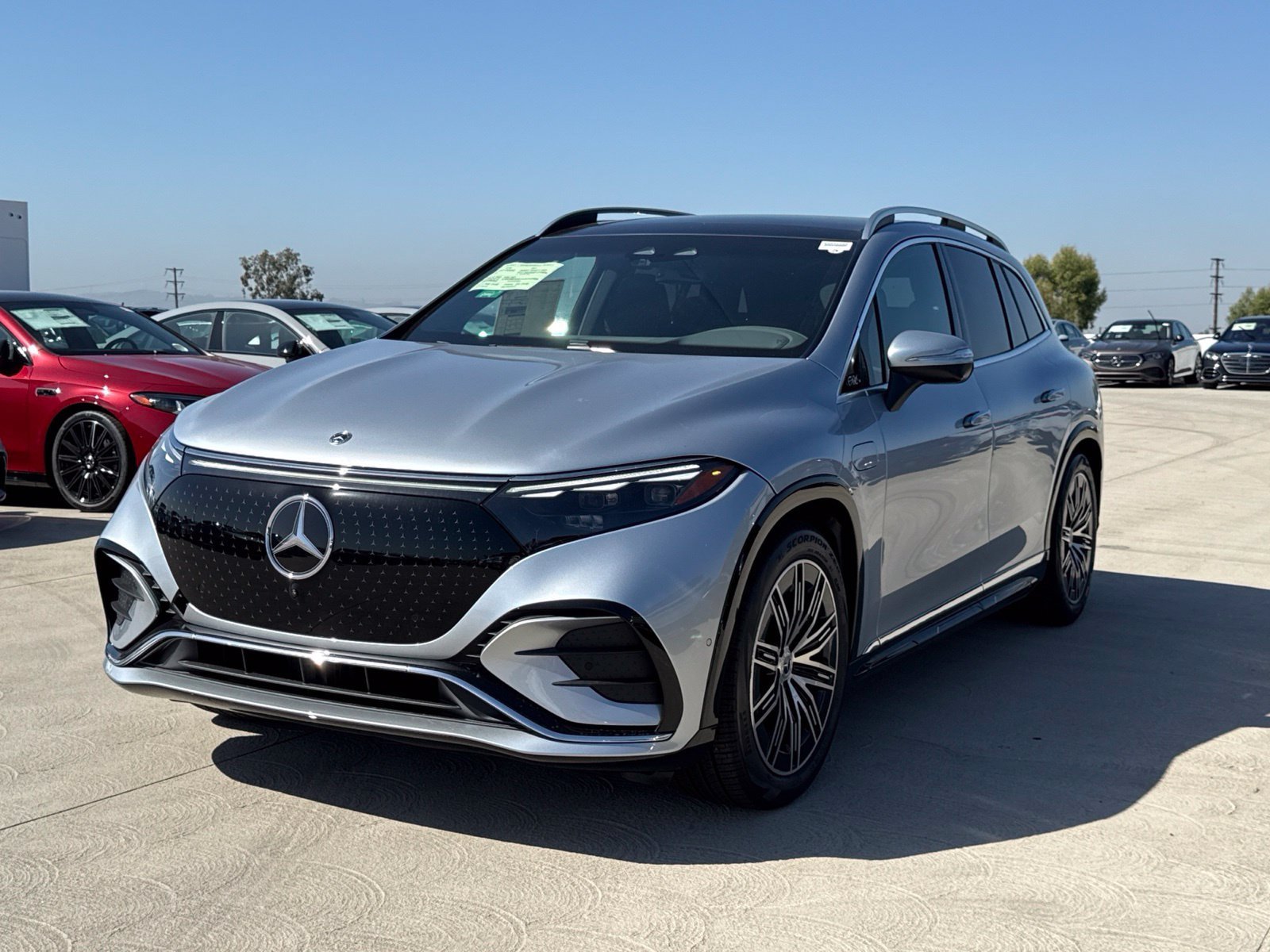 New 2027 Mercedes-Benz EQS 400 4MATIC SUV image 7