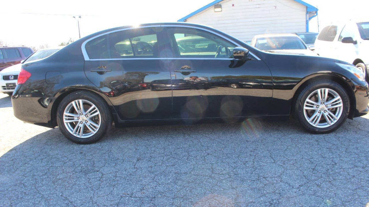 Used 2013 INFINITI G37 Journey image 1