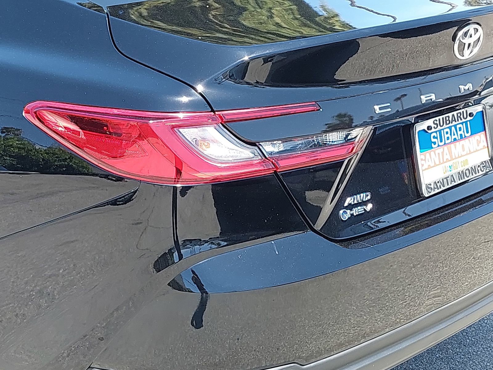 Used 2025 Toyota Camry LE AWD/4WD image 32