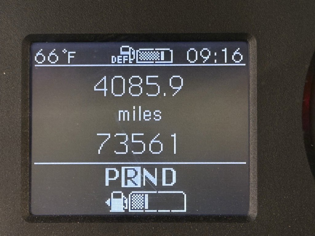 Used 2019 Mercedes-Benz Sprinter 144 Cargo image 10