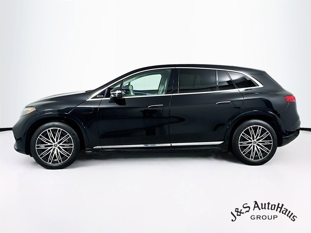 Used 2023 Mercedes-Benz EQS 580 4MATIC SUV image 4