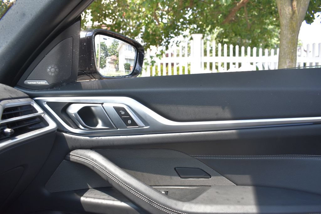 Used 2025 BMW 430i w/ M Sport Package RWD image 19