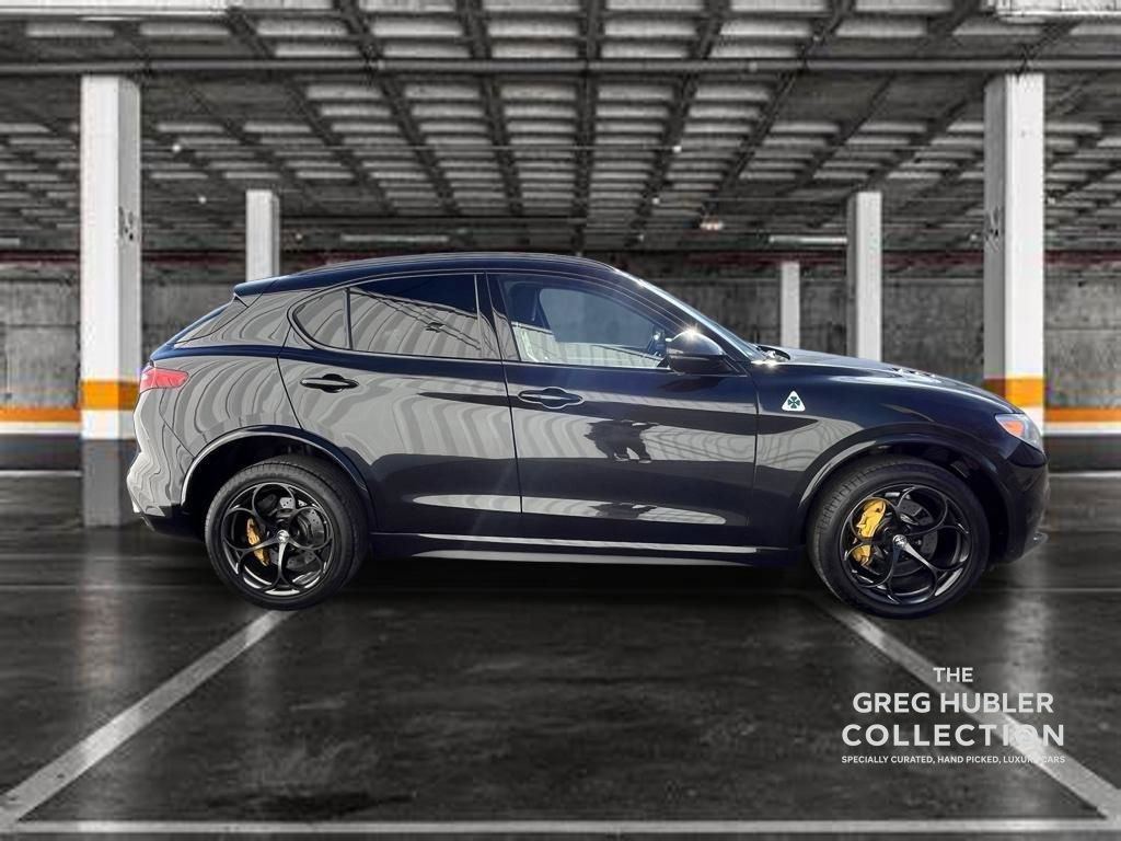 Used 2020 Alfa Romeo Stelvio Quadrifoglio image 32