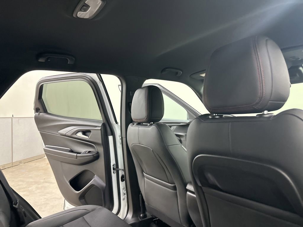 Used 2023 Chevrolet TrailBlazer RS image 21