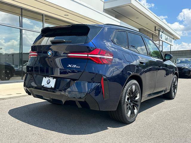New 2026 BMW X3 xDrive30 w/ Premium Package AWD/4WD image 3
