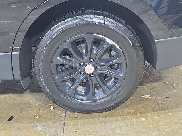 Used 2018 Chevrolet Equinox LT image 32