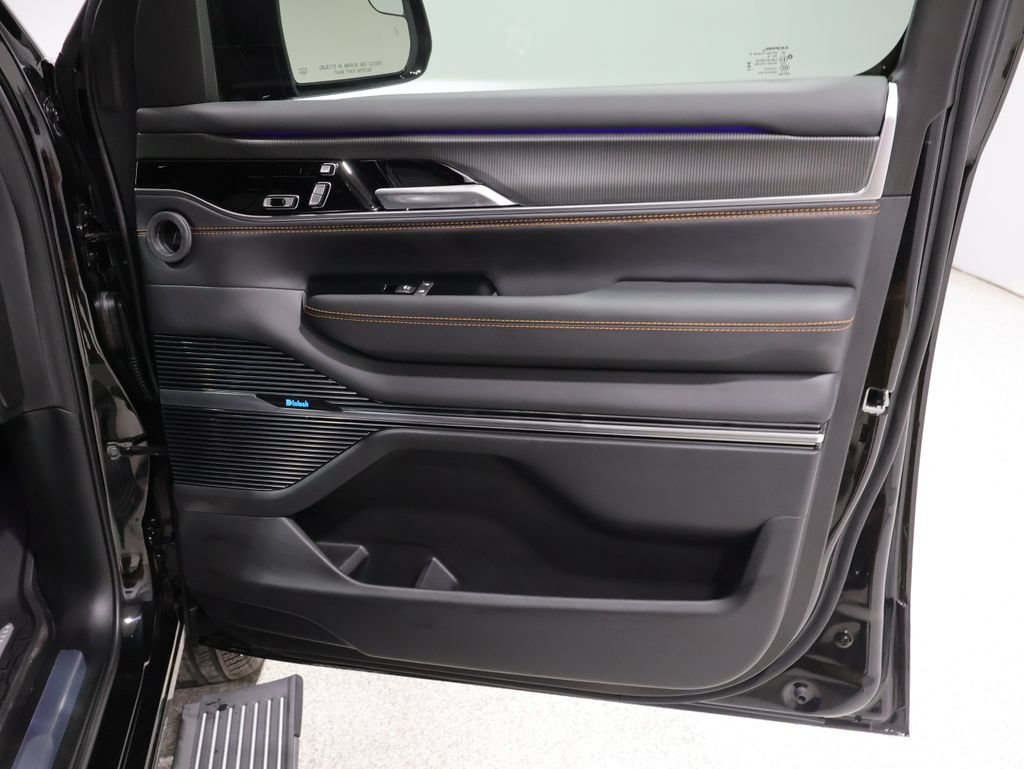 New 2026 Jeep Grand Wagoneer L Summit AWD/4WD image 26