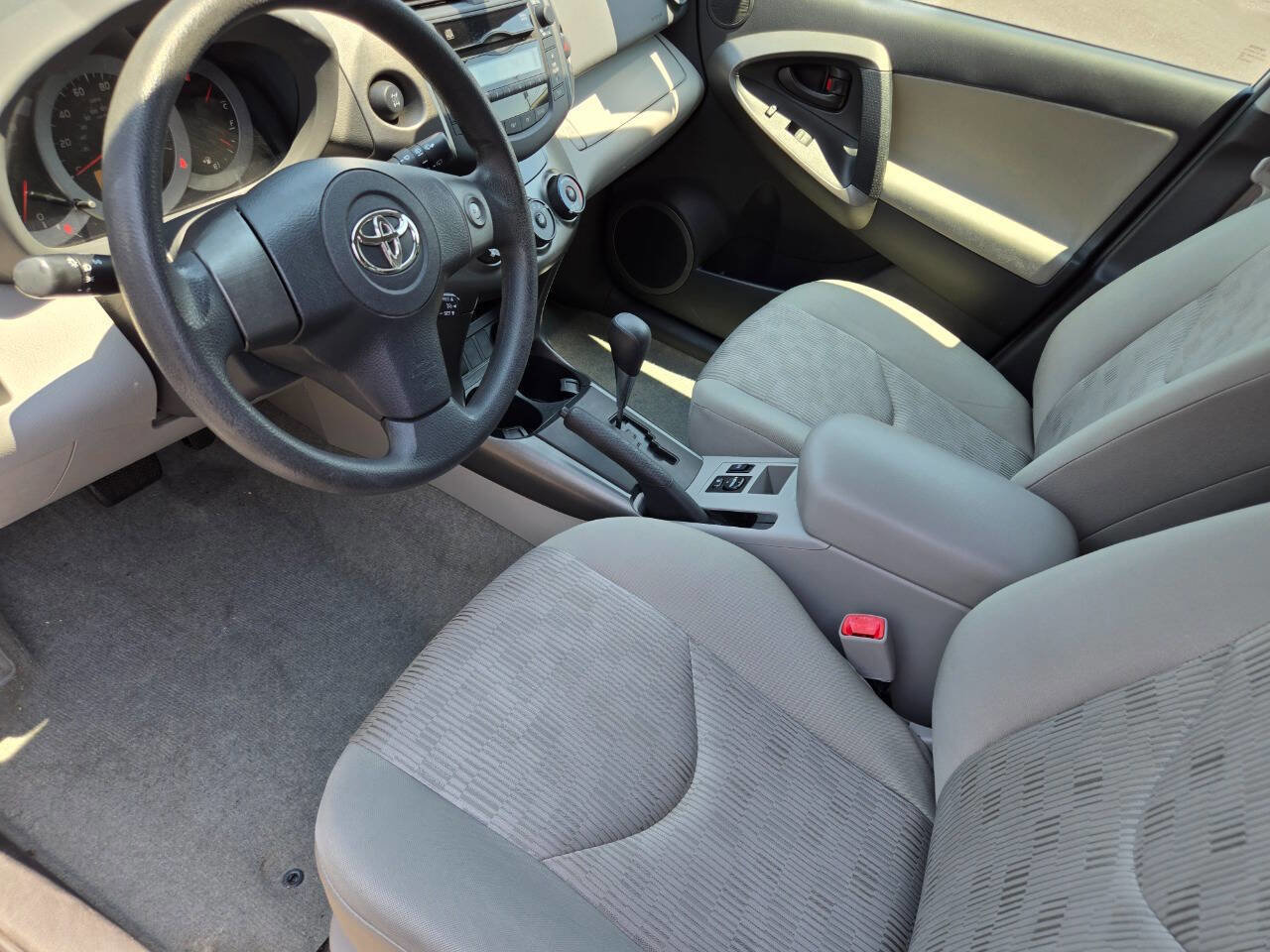 Used 2010 Toyota RAV4 4WD image 12