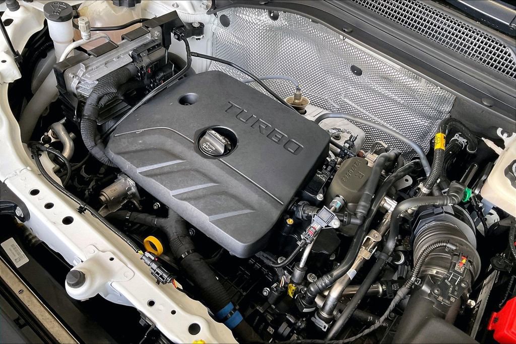 Used 2024 Buick Encore GX Sport Touring image 27