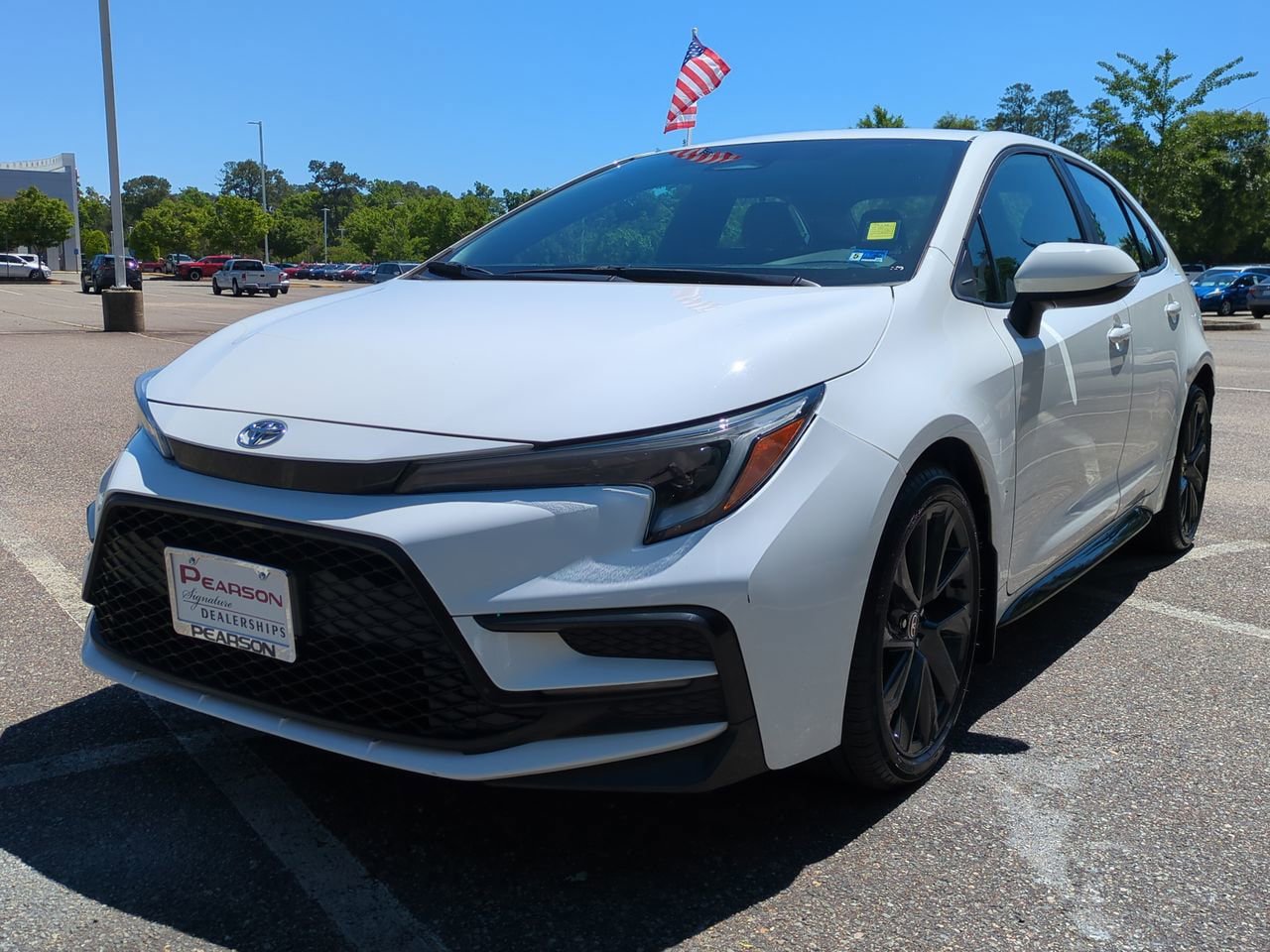 Used 2024 Toyota Corolla SE FWD image 8