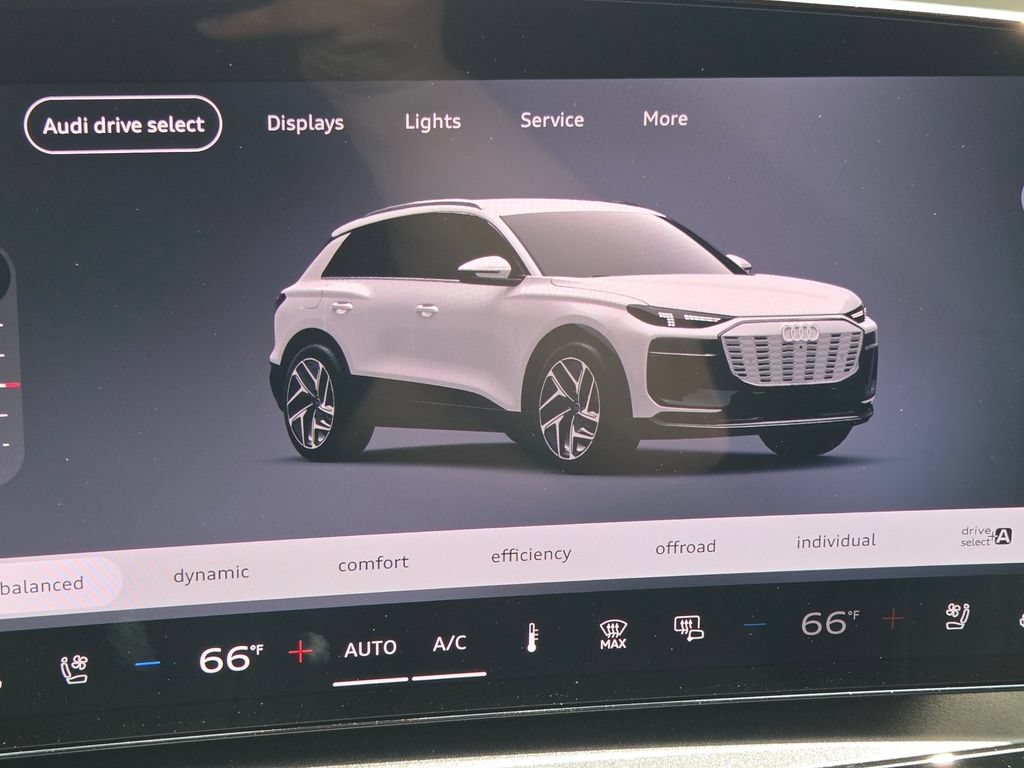 New 2027 Audi Q6 e-tron Prestige AWD/4WD image 18