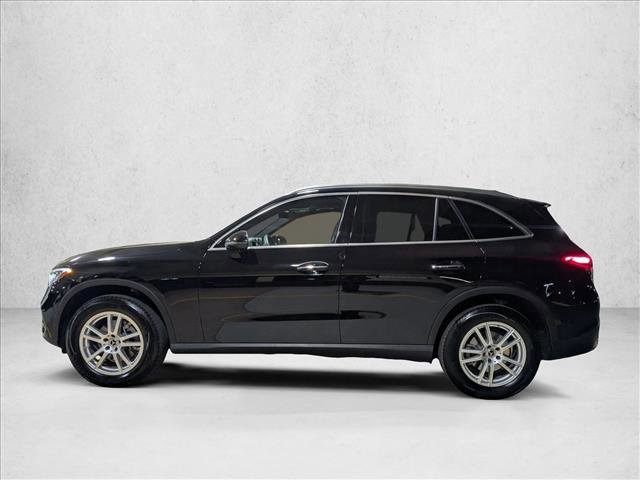 Certified 2025 Mercedes-Benz GLC 300 4MATIC image 8