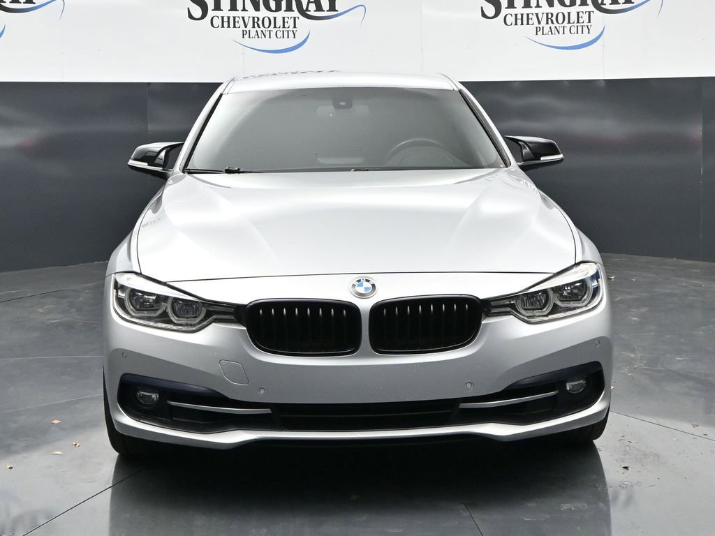 Used 2018 BMW 330i Sedan RWD image 2
