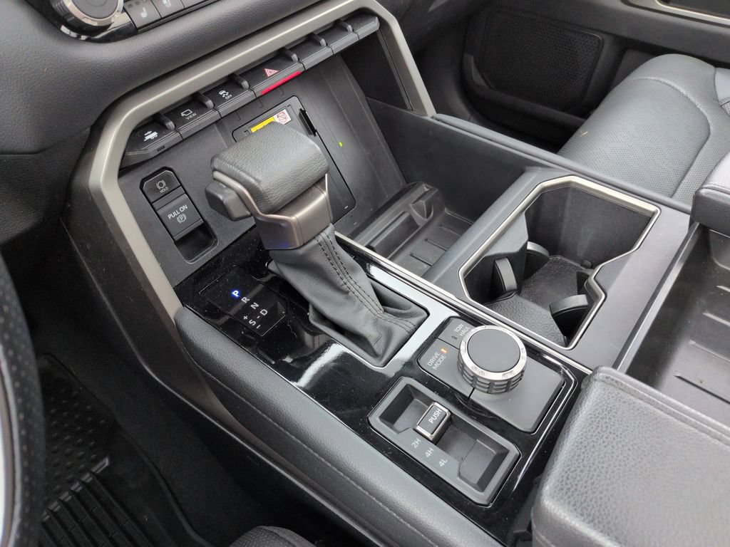 Used 2023 Toyota Tundra Limited AWD/4WD image 24