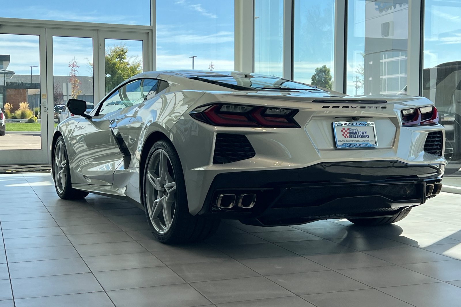 Used 2023 Chevrolet Corvette Stingray Preferred Cpe w/ 2LT RWD image 4