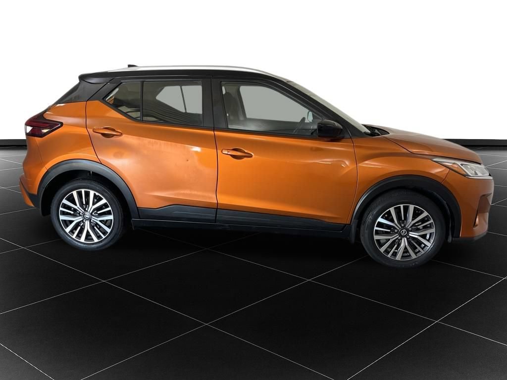 Used 2021 Nissan Kicks SV FWD image 6