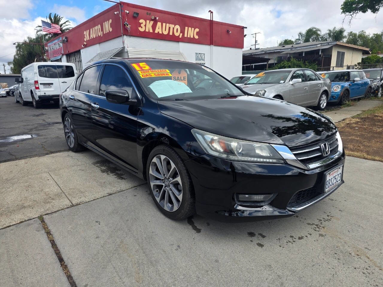 Used 2015 Honda Accord Sport image 1