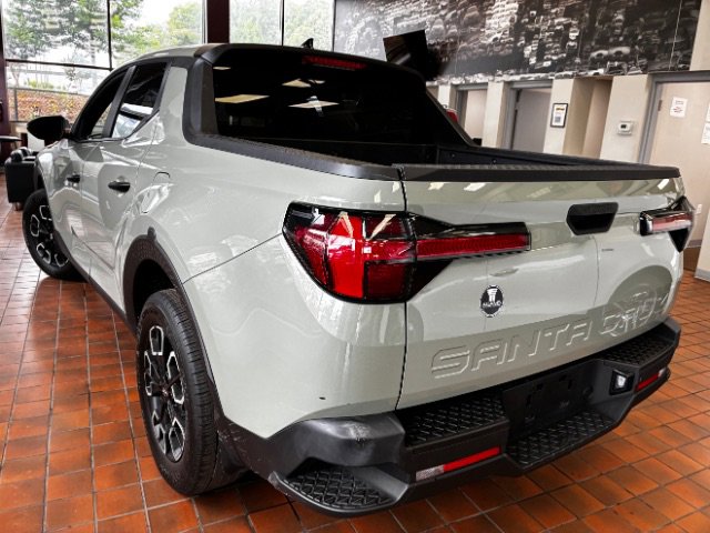 Used 2024 Hyundai Santa Cruz SEL FWD image 8