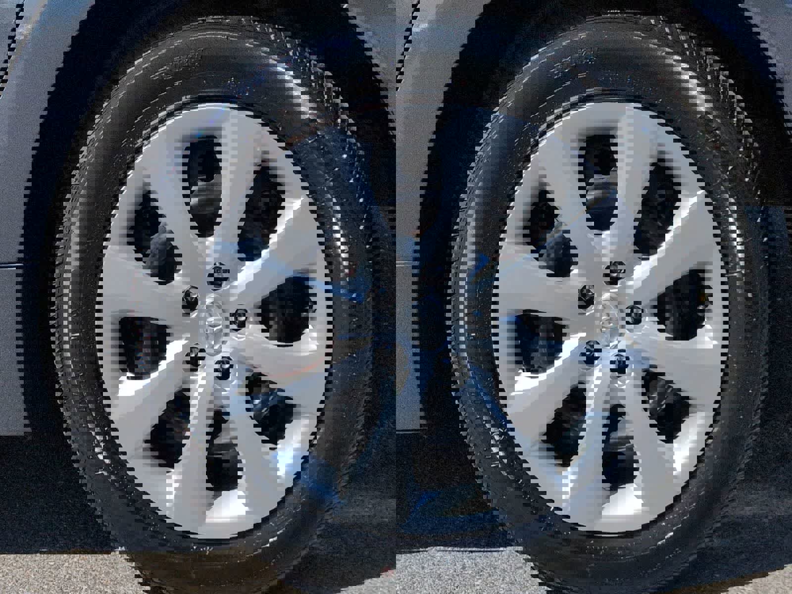 Used 2024 Toyota Corolla LE image 15